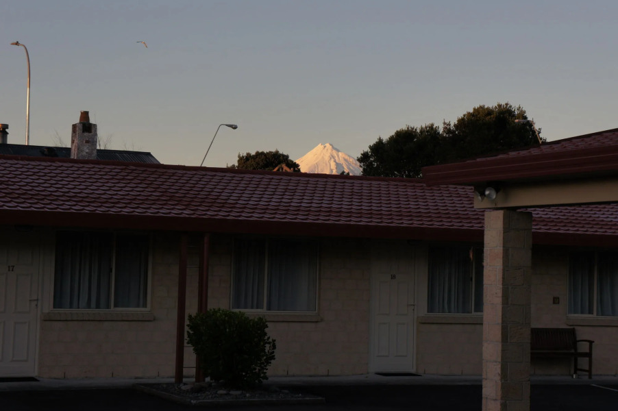 Bks Egmont Motor Lodge