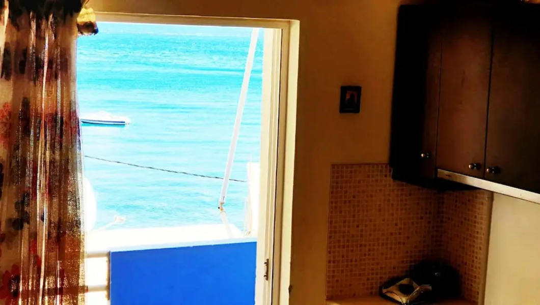 Homy Lovely House Near the Sea