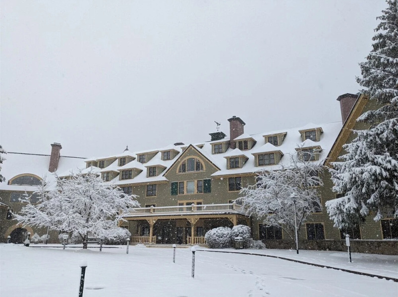 Just Listed! Spacious Two Bedroom Vacation Condo at Golden Eagle Lodge - Ge126v