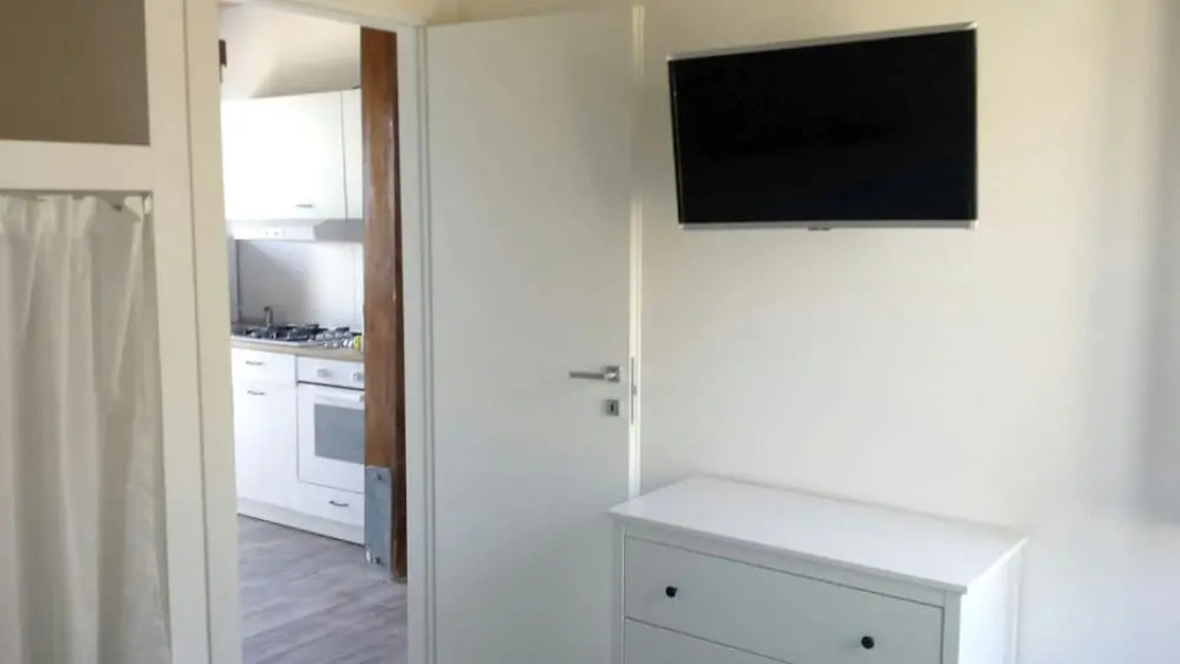 House With one Bedroom in Crotone, With Wonderful sea View, Shared Pool, Furnished Terrace Near the Beach