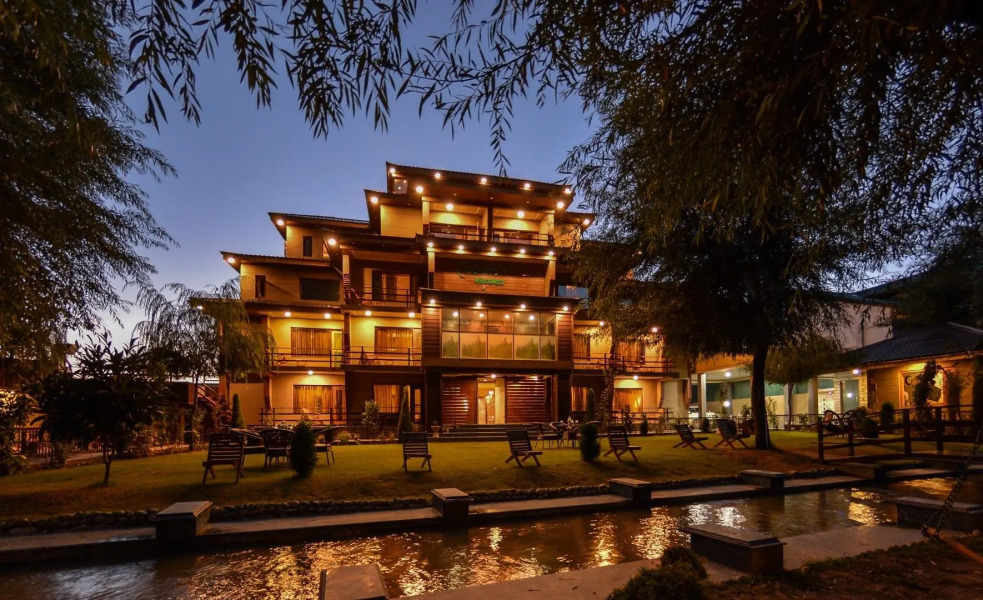 Eden Resorts and suits