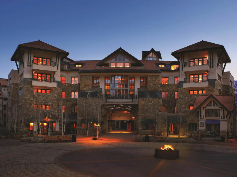 Fairmont Heritage Place, Franz Klammer Lodge