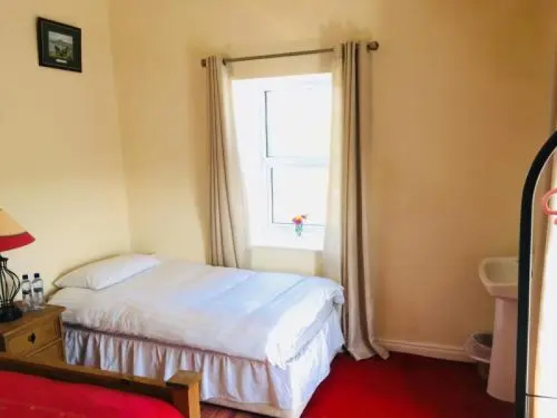 The Pier Bar , Cleggan