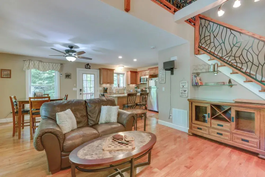 Old Forge Home w/ Hot Tub & Game Room!
