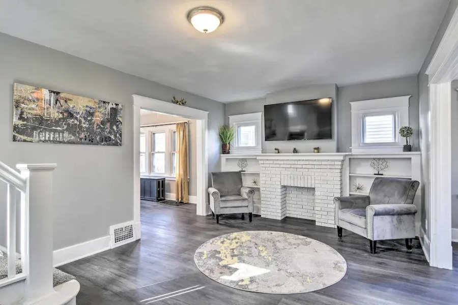 Dog-friendly Home ~ 14 Mi to Highmark Stadium