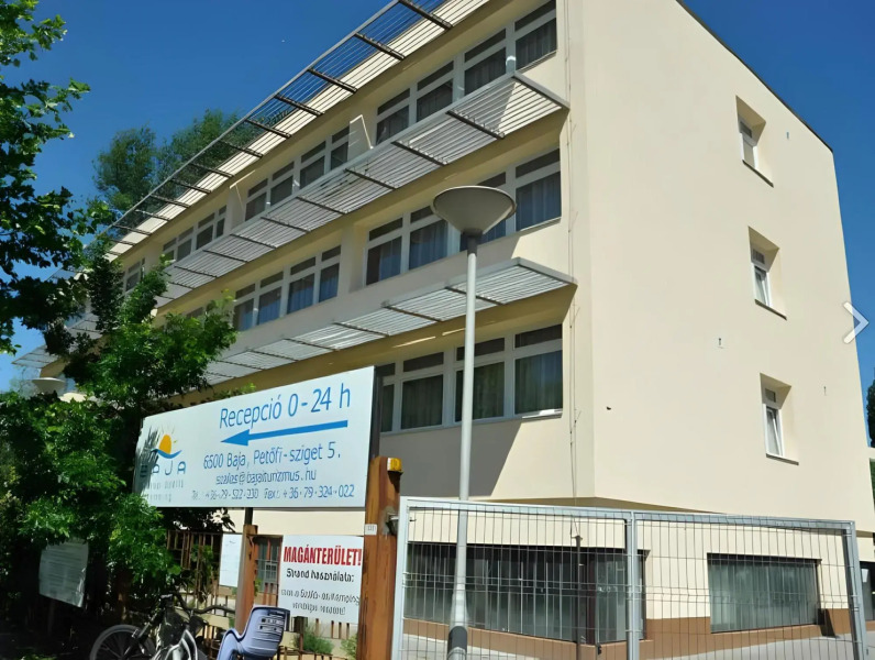 Ifjúsági Szálló és Kemping