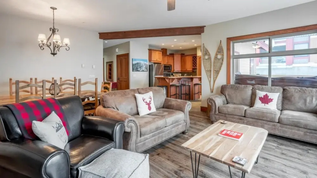 Mountain Time-spacious, Private Hot Tub,great View