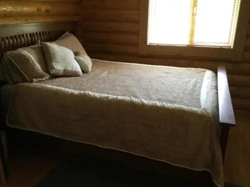 Folding Mountain B & B