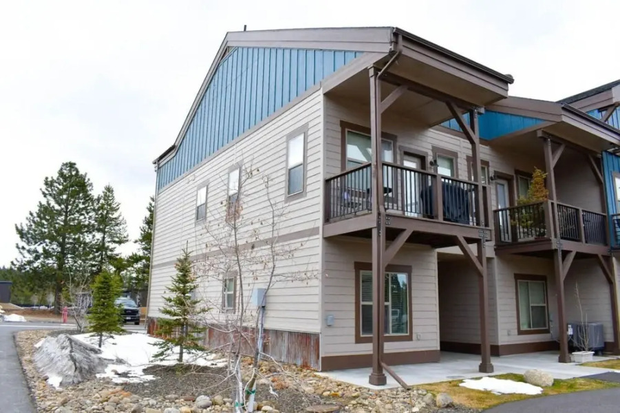 Maple Leaf Retreat by Casago Mccall - Donerightmanagement