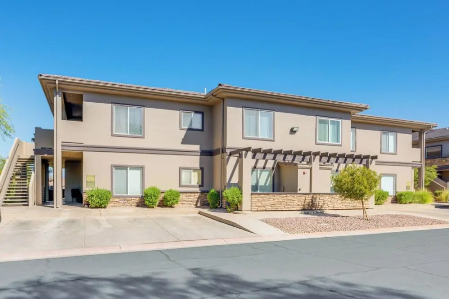 Mesquite Apartment: Walk to Wolf Creek Golf Club!