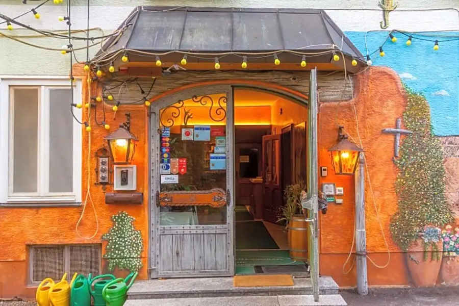 Hotel-Gasthof Sandwirt