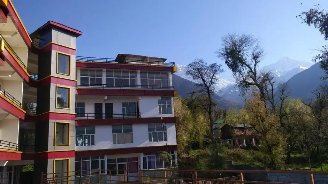 OYO 7026 Highland Village Resort