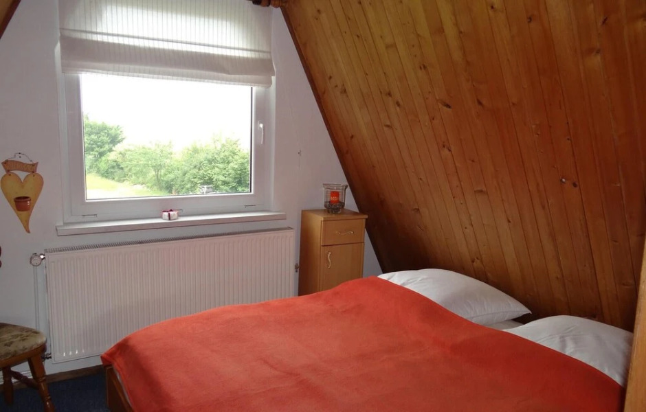 Beautiful Home in Hohen Wieschendorf With 1 Bedrooms