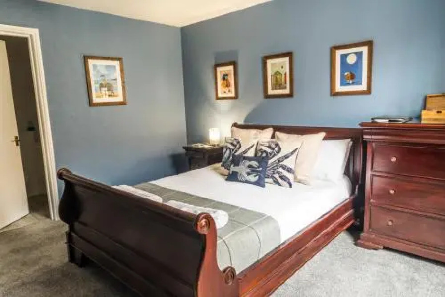 The Wellington Cromer