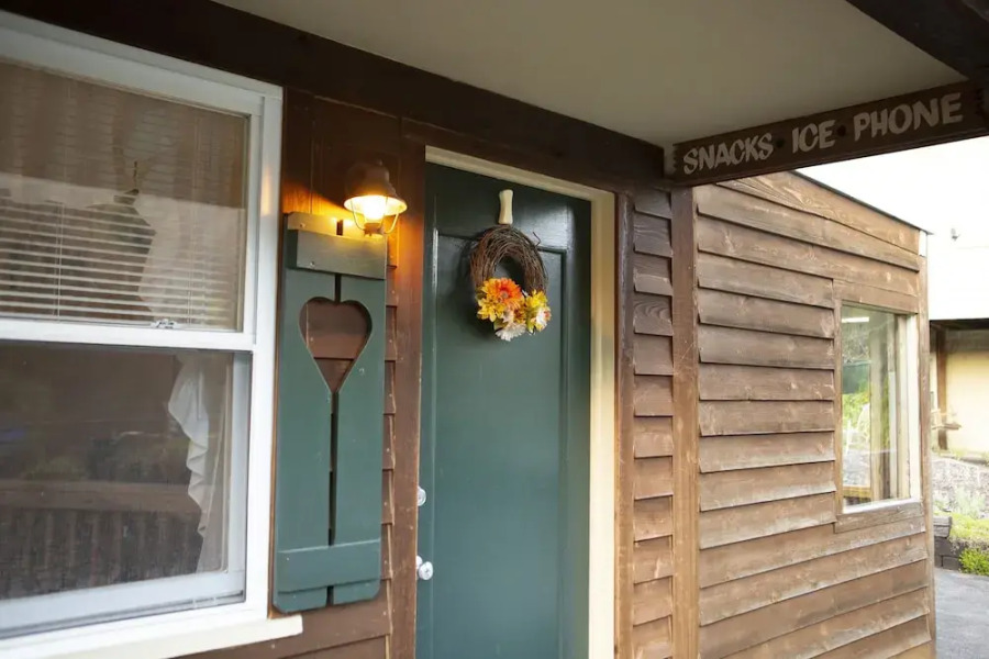 The Chimney Rock Inn & Cottages