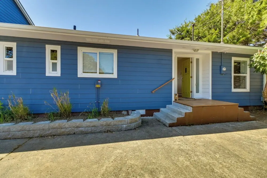 Moclips Home w/ Hot Tub & Stunning Beach Views!