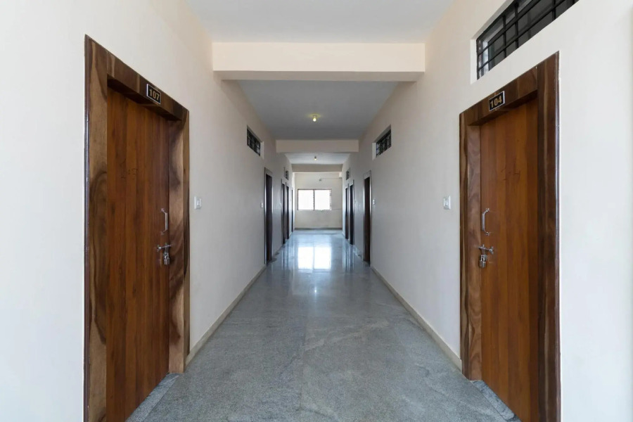 Supriya Lodge by OYO Rooms