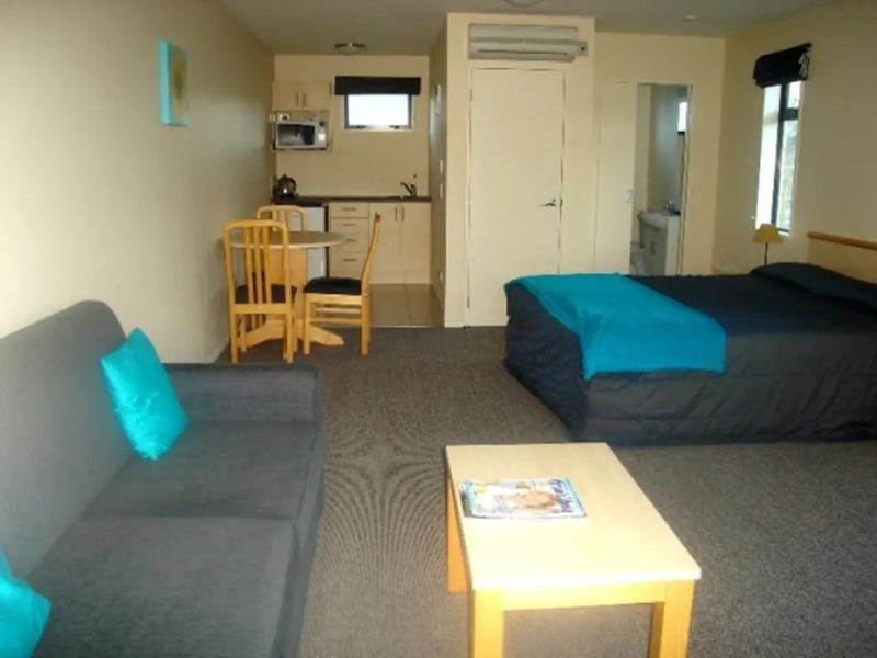 ASURE Central Gold Motel