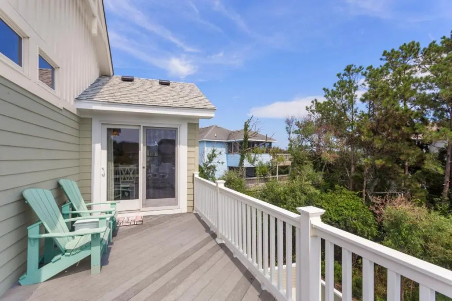 1010 - Sea the Light