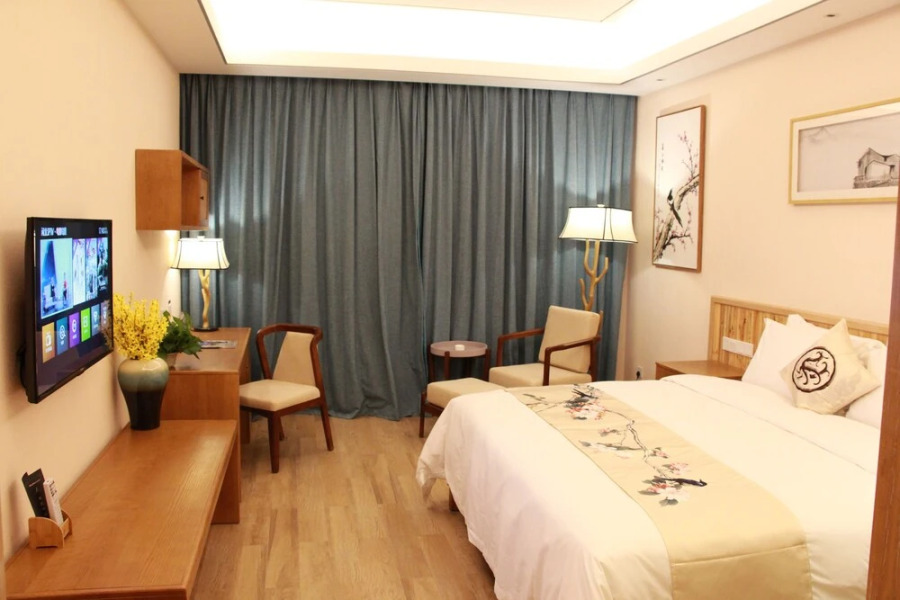 Queshan Lake Arcadia International Resort