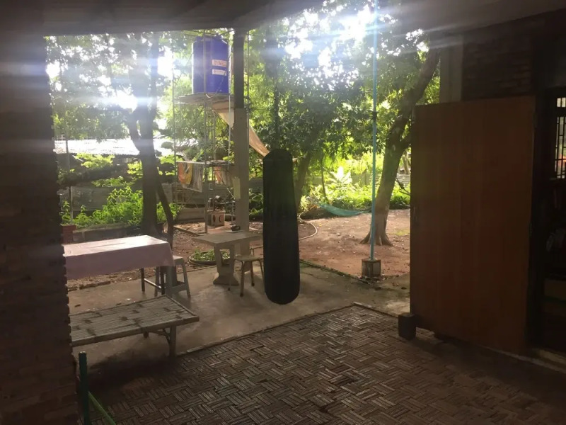 Near Train Guesthouse