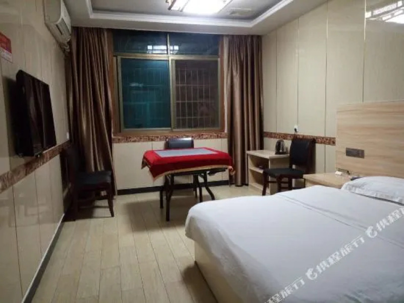 Linxiang Yujia Hotel