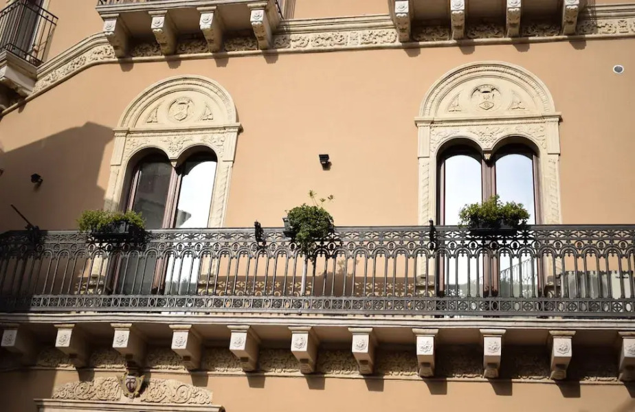 Cento Tarì Guest House