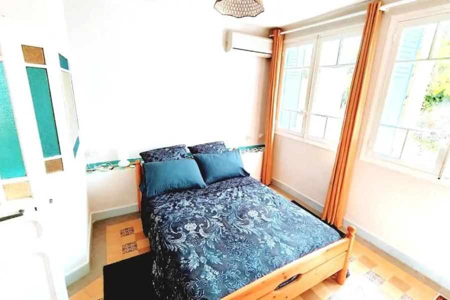 Maison de charme à 200 bord de mer, terrasse, jardin- Lesclesdenicole