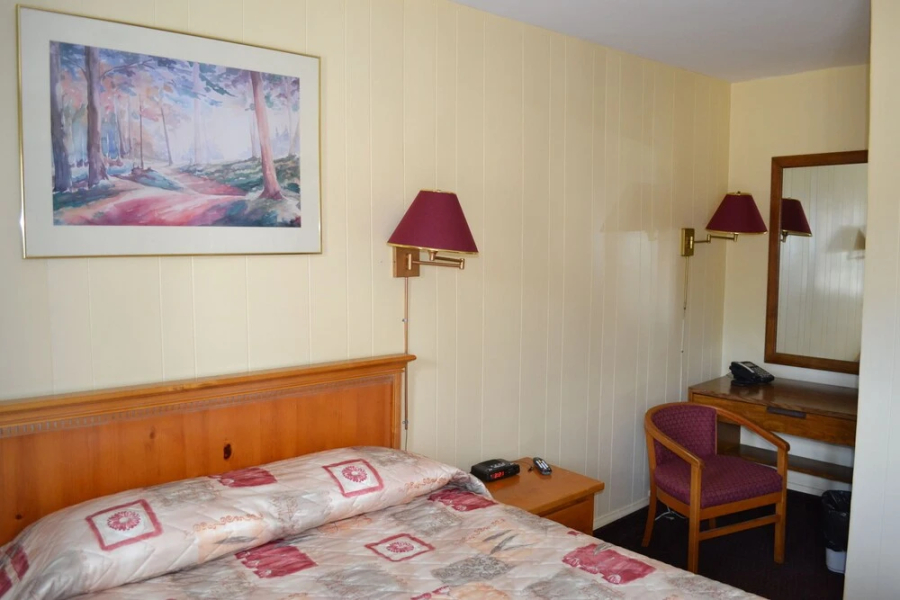 Maples Motel