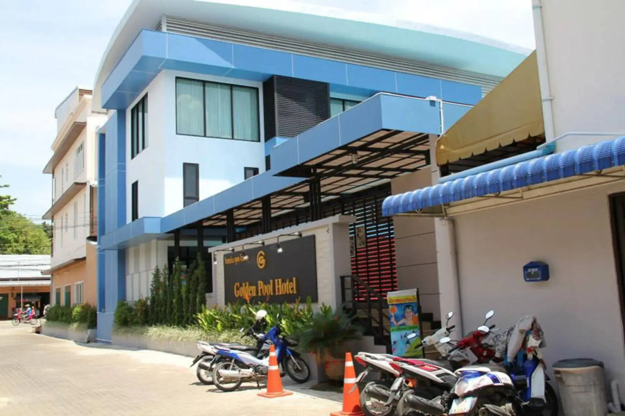 Golden Pool Hotel