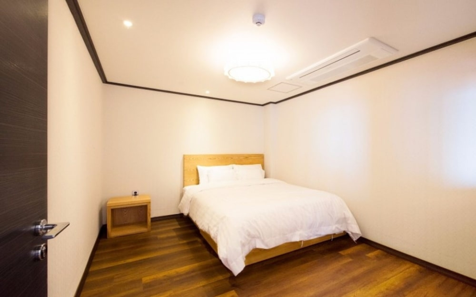 Busan Sseonaenmun Private Pool Villa