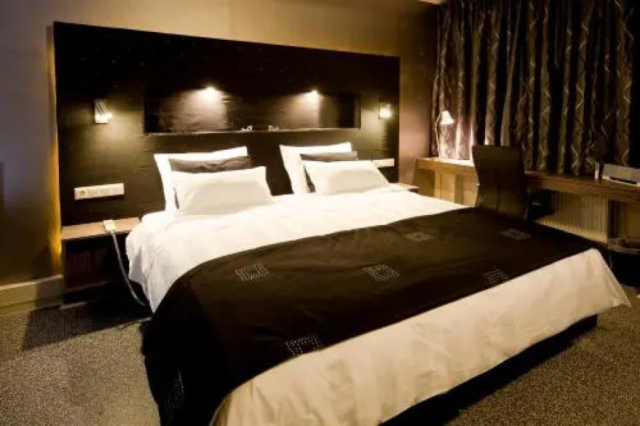 Raadhuis Dinther Suites