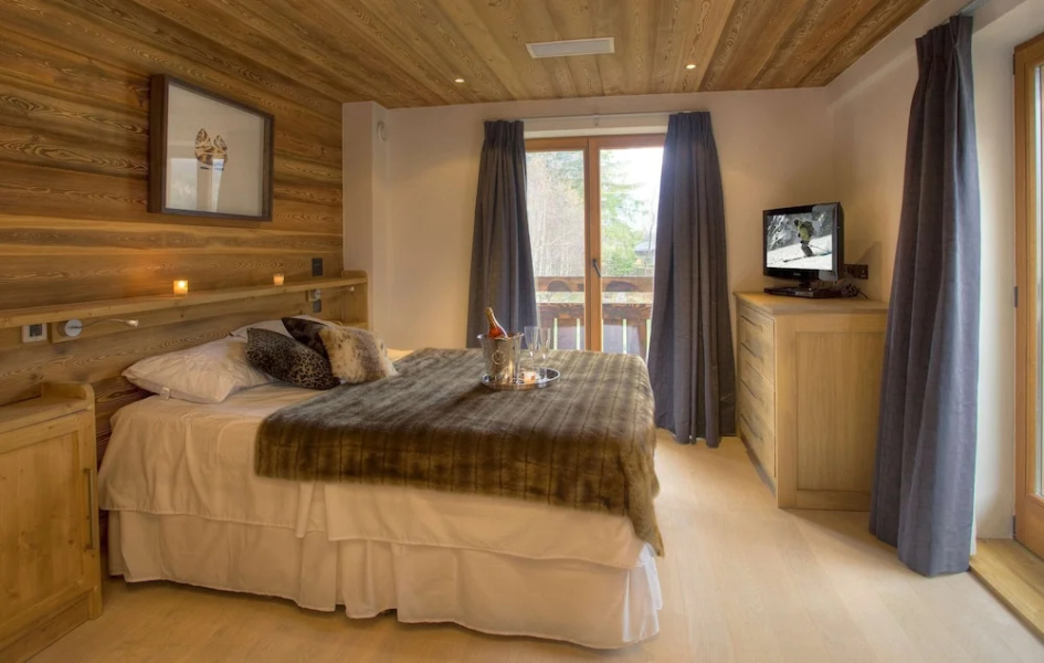 Chalet Cree - Haute Collection