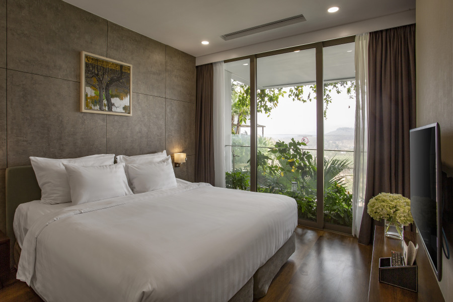 Forest In The Sky - Flamingo Dai Lai