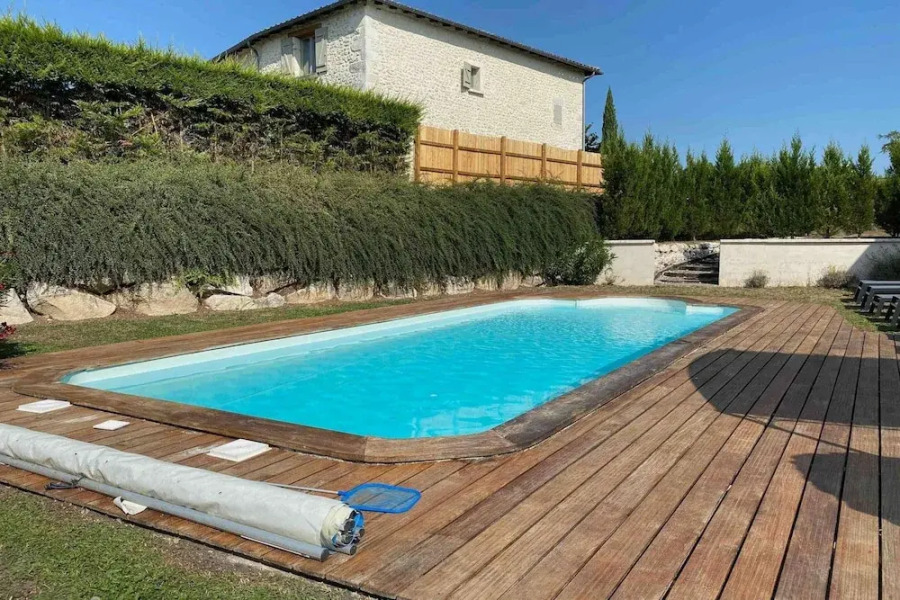 Villa With Pool in Dordogne Countryside