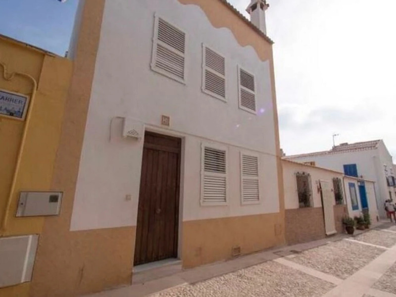 Spacious Holiday Home in Isla de Tabarca With Patio