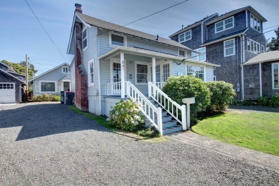 Hydrangea House & Forget Me Not Cottage