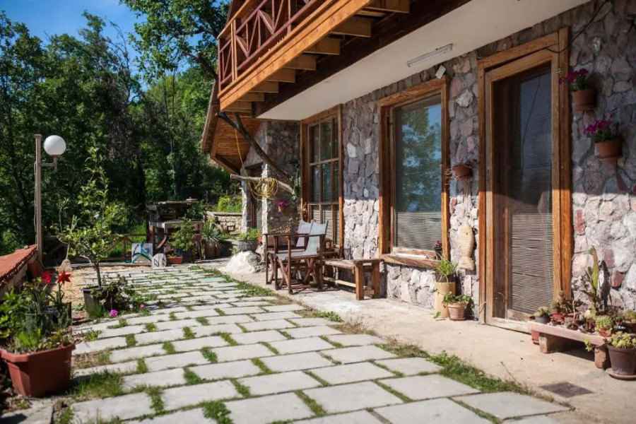 Robinson Sunset Guest House