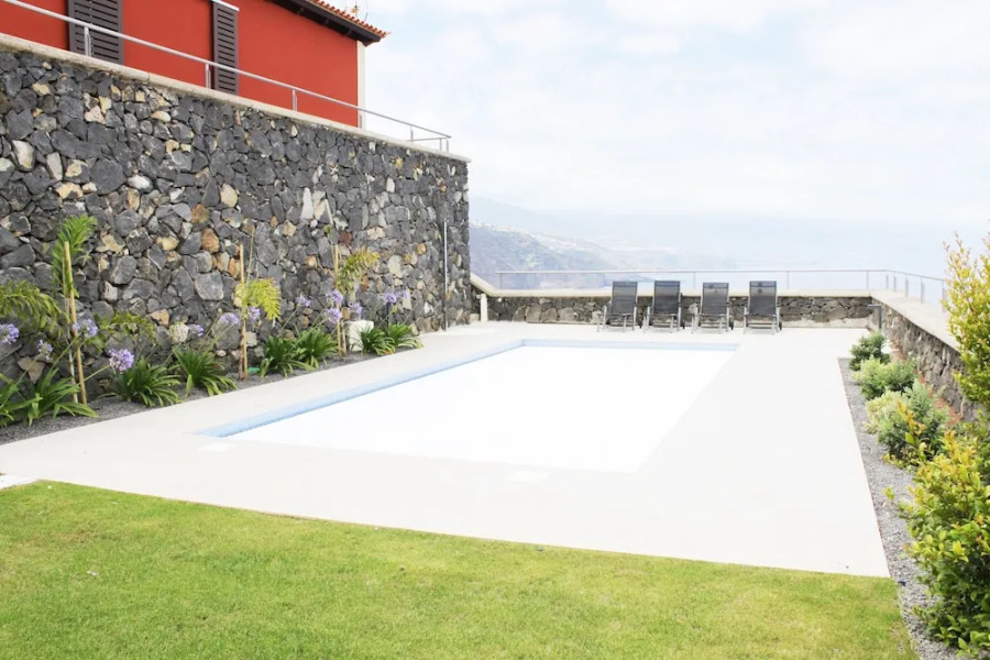 Prime Sea and Mountain views Home with pool