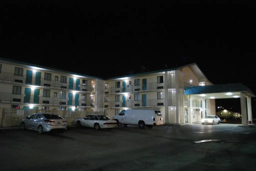 Bama Inn