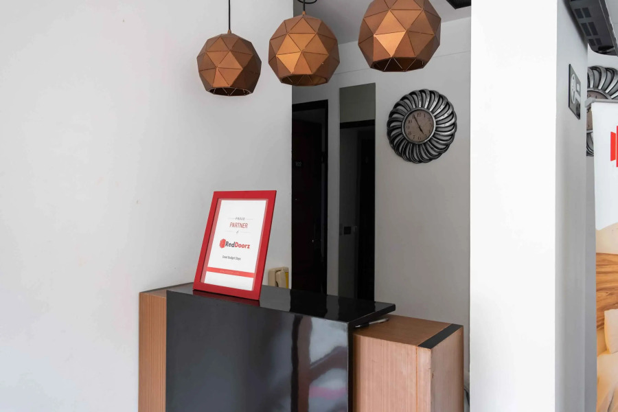 RedDoorz Plus near ICE BSD 2