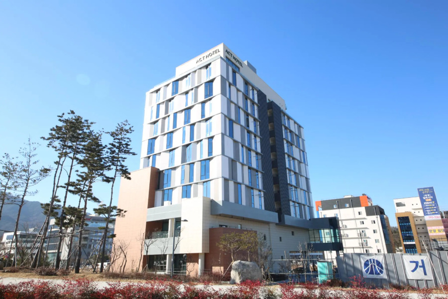 ACT Hotel