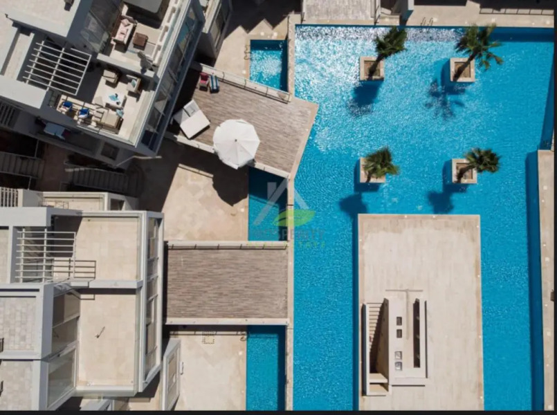 Brilliant 1 bedroom with a full roof in Gouna