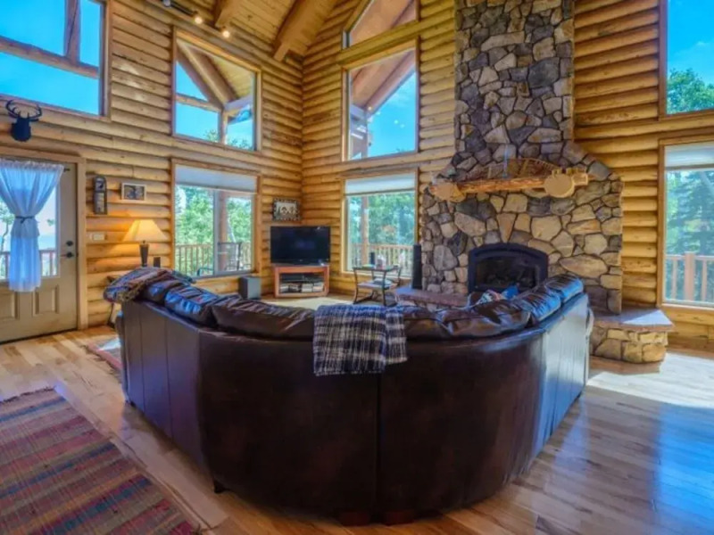 Navajo Ridge 360 Views by RedAwning