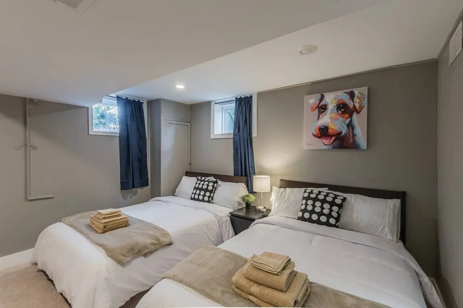 Luxurious 3br 2ba Townhouse with cozy backyard