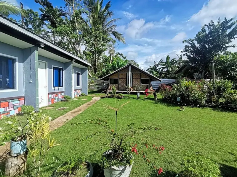 JUNJALs Backpackers Chalet