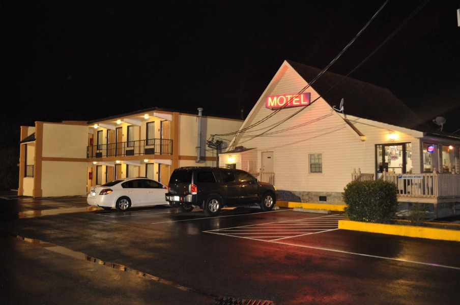 Drakes Creek Inn