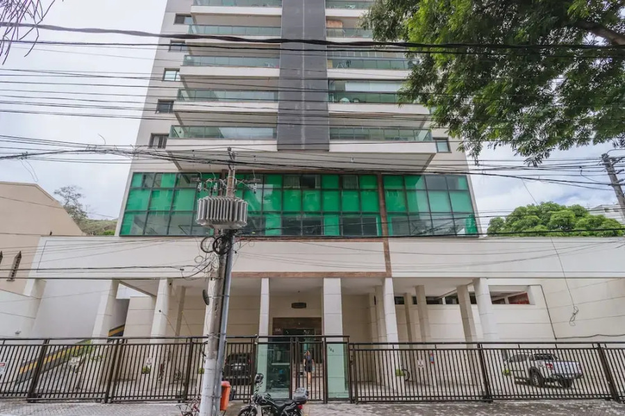 Apto com Piscina Wifi Ar-condicionado e Garagem