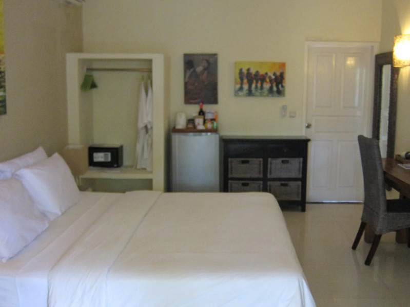 Scallywags Mango Motel