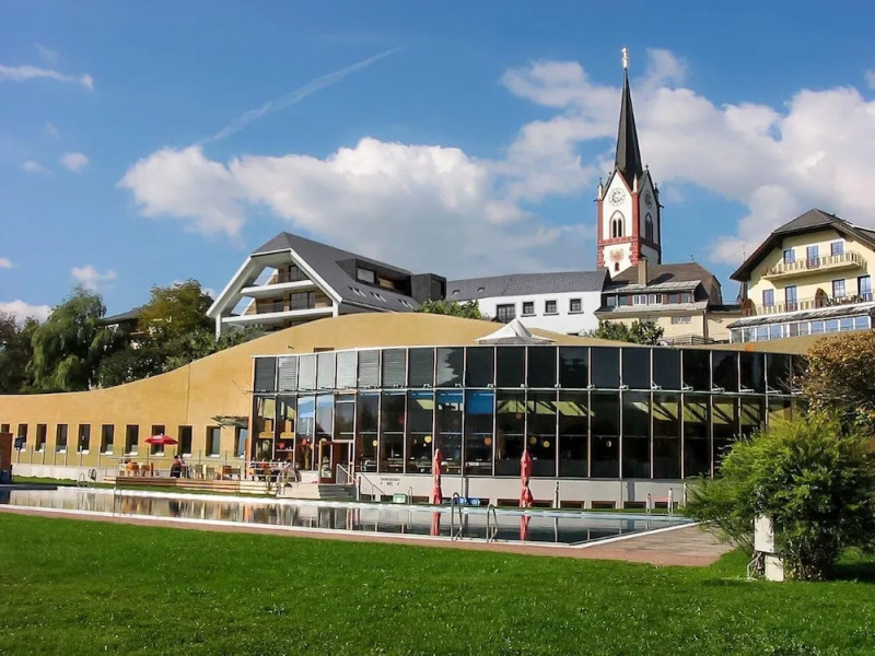 Modern Holidayapartment in Center of Mariapfarr